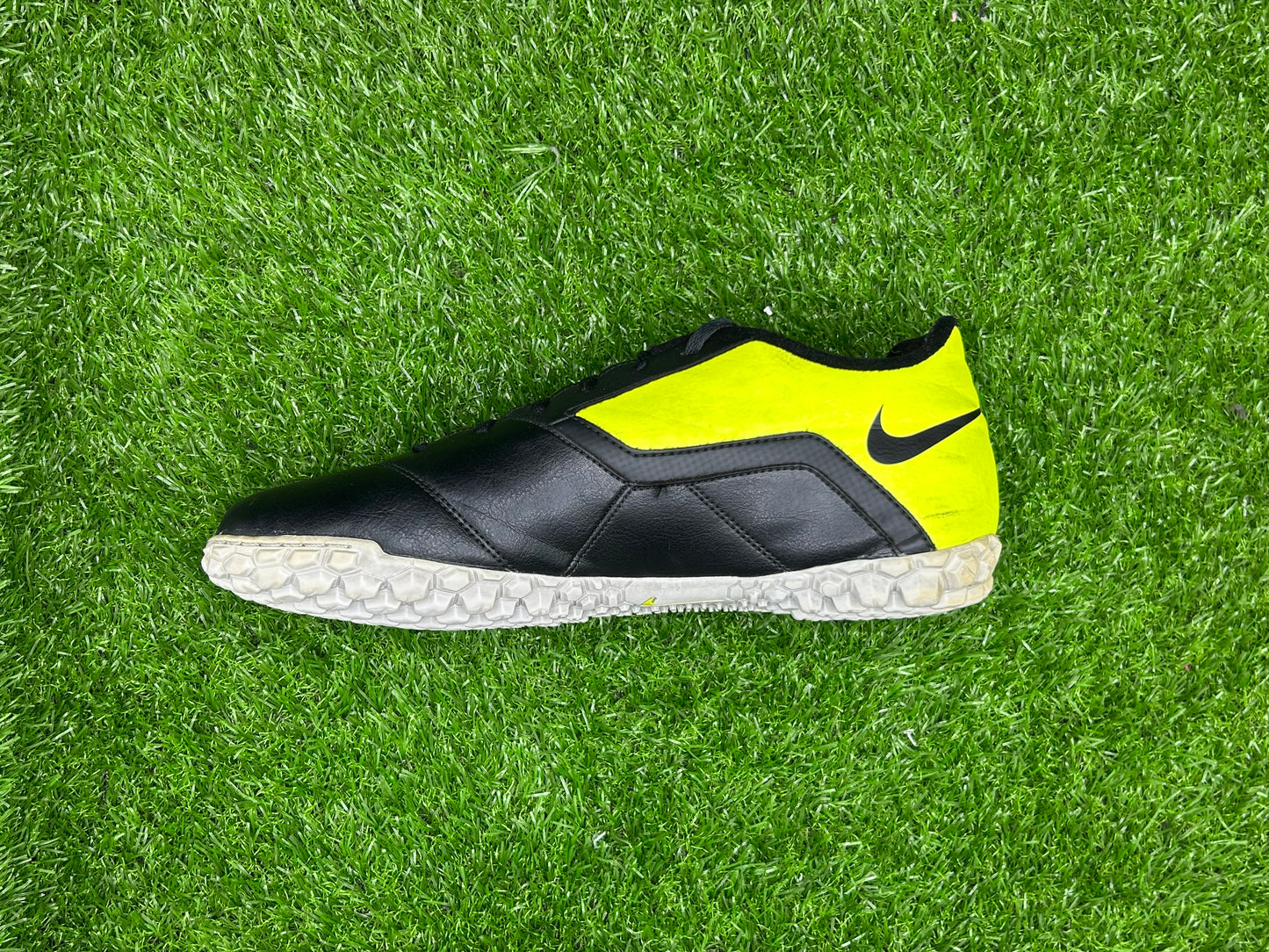 Nike Bomba II TF