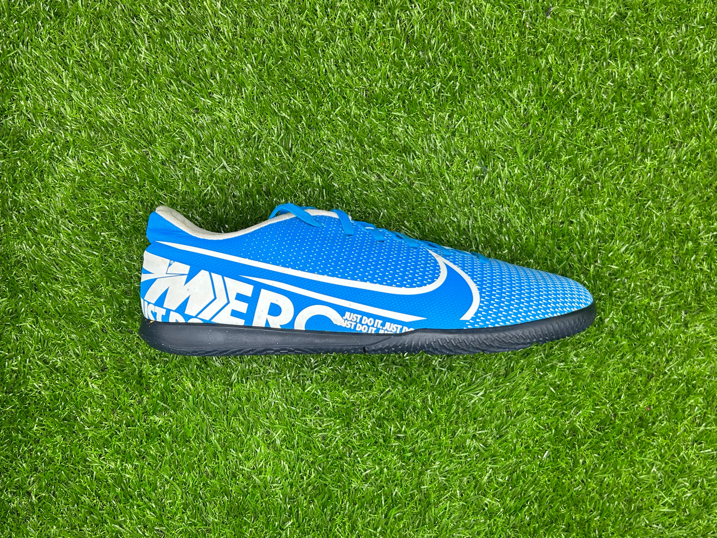 Nike Mercurial Vapor 13 Club IC