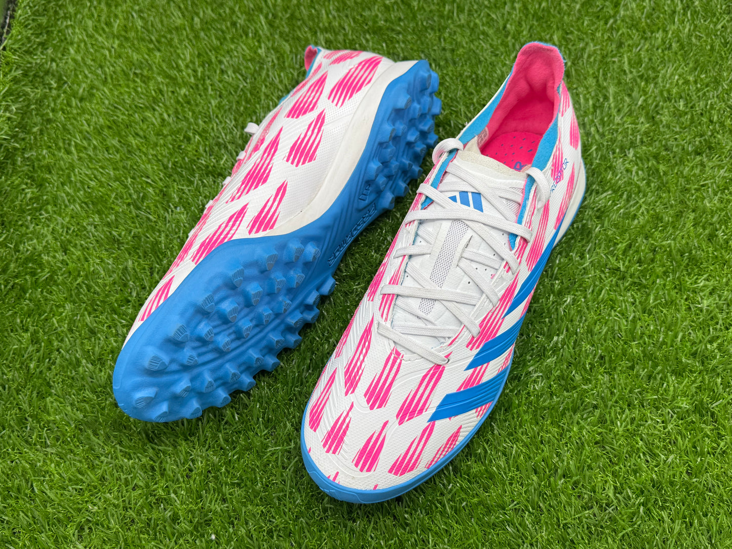 Adidas Predator League TF (Brand New)
