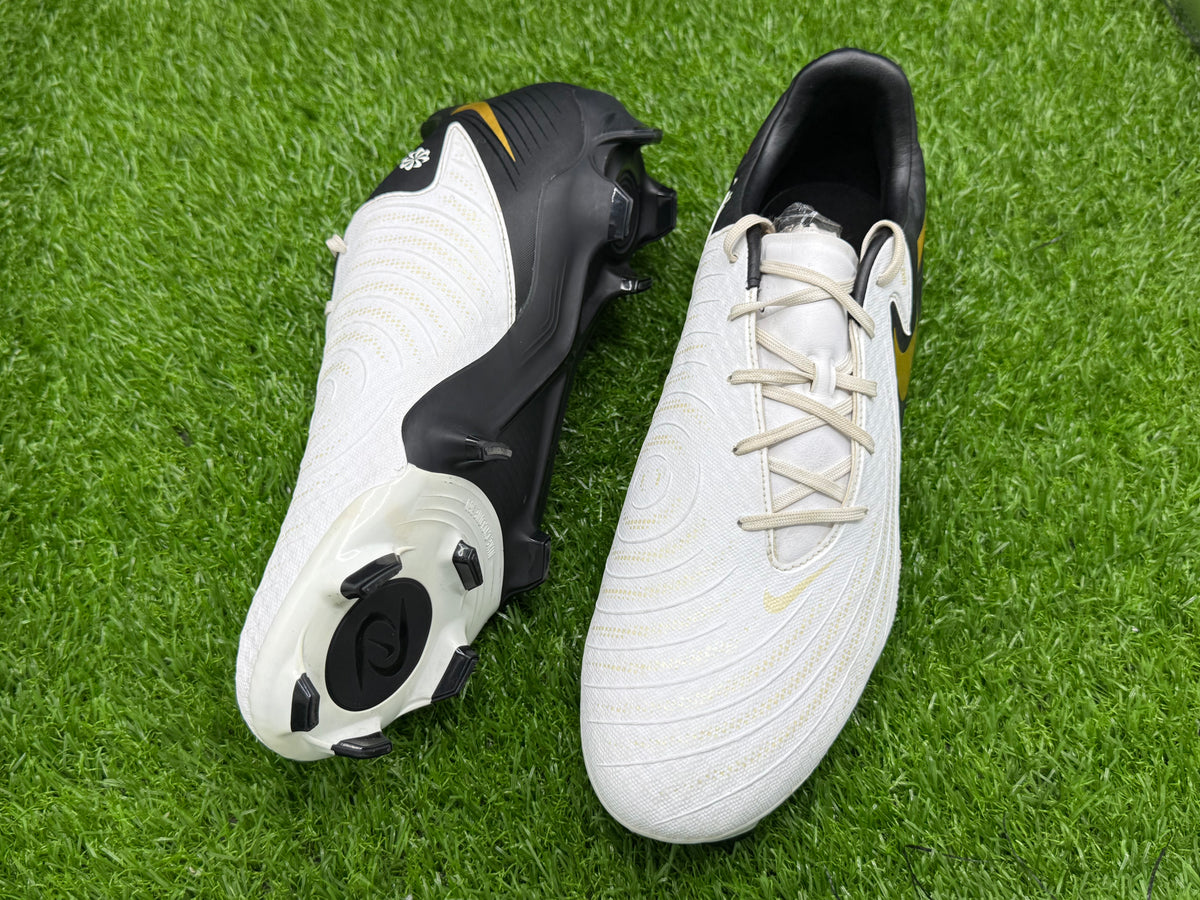 Nike Phantom GX 2 Academy MG