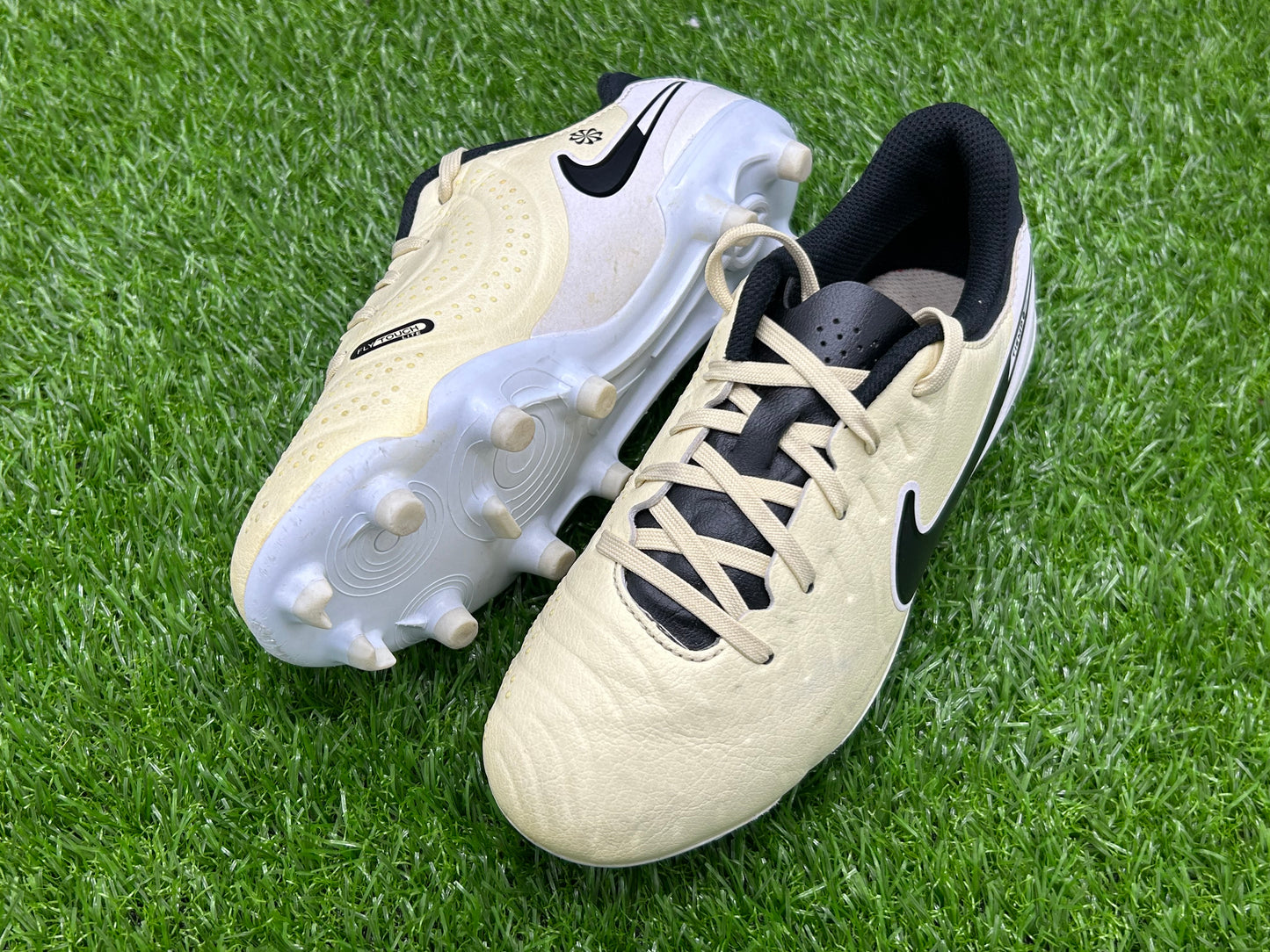 Nike Tiempo Legend 10 Academy FG/MG
