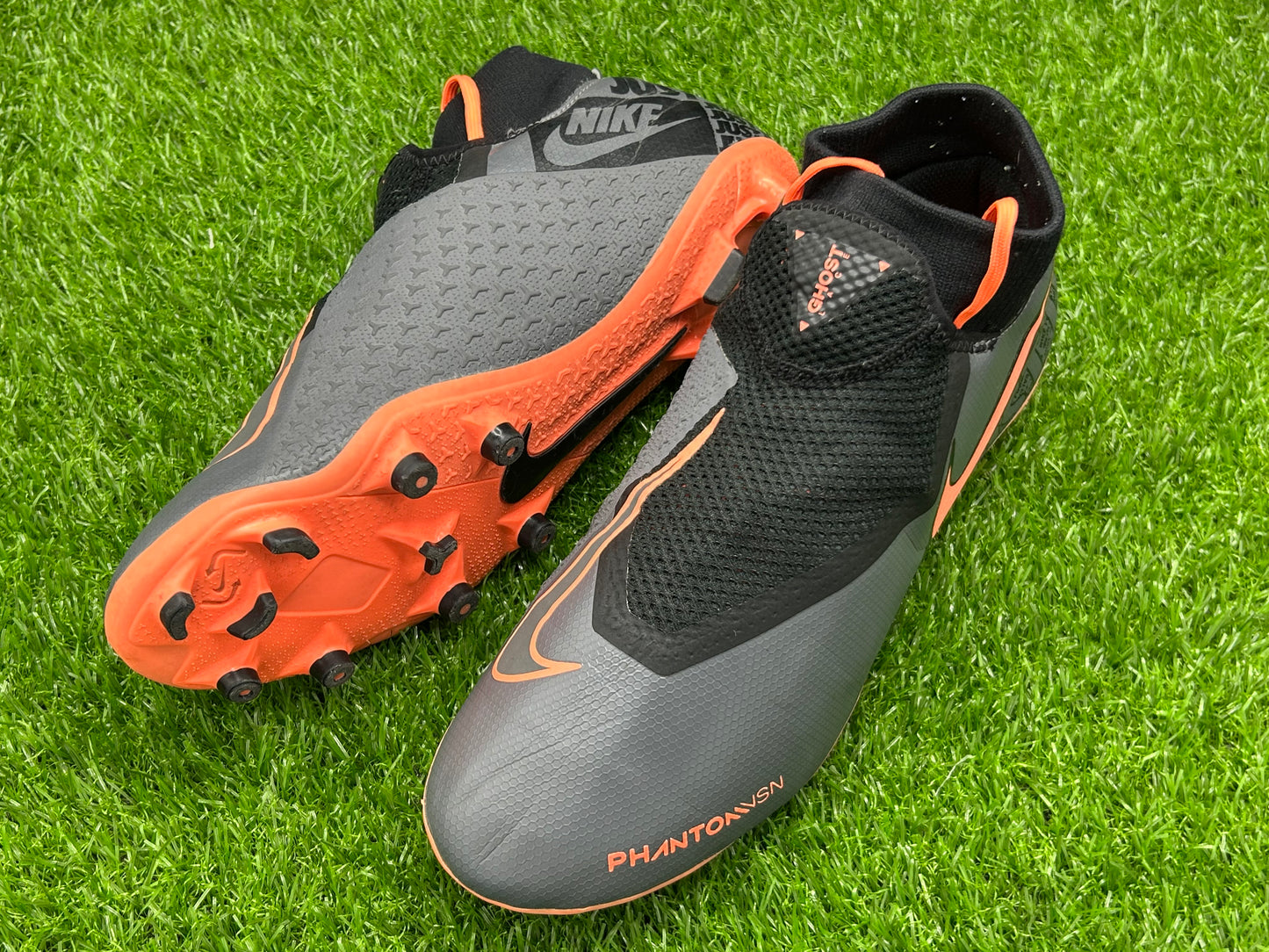 Nike Phantom VSN Academy DF FG/MG