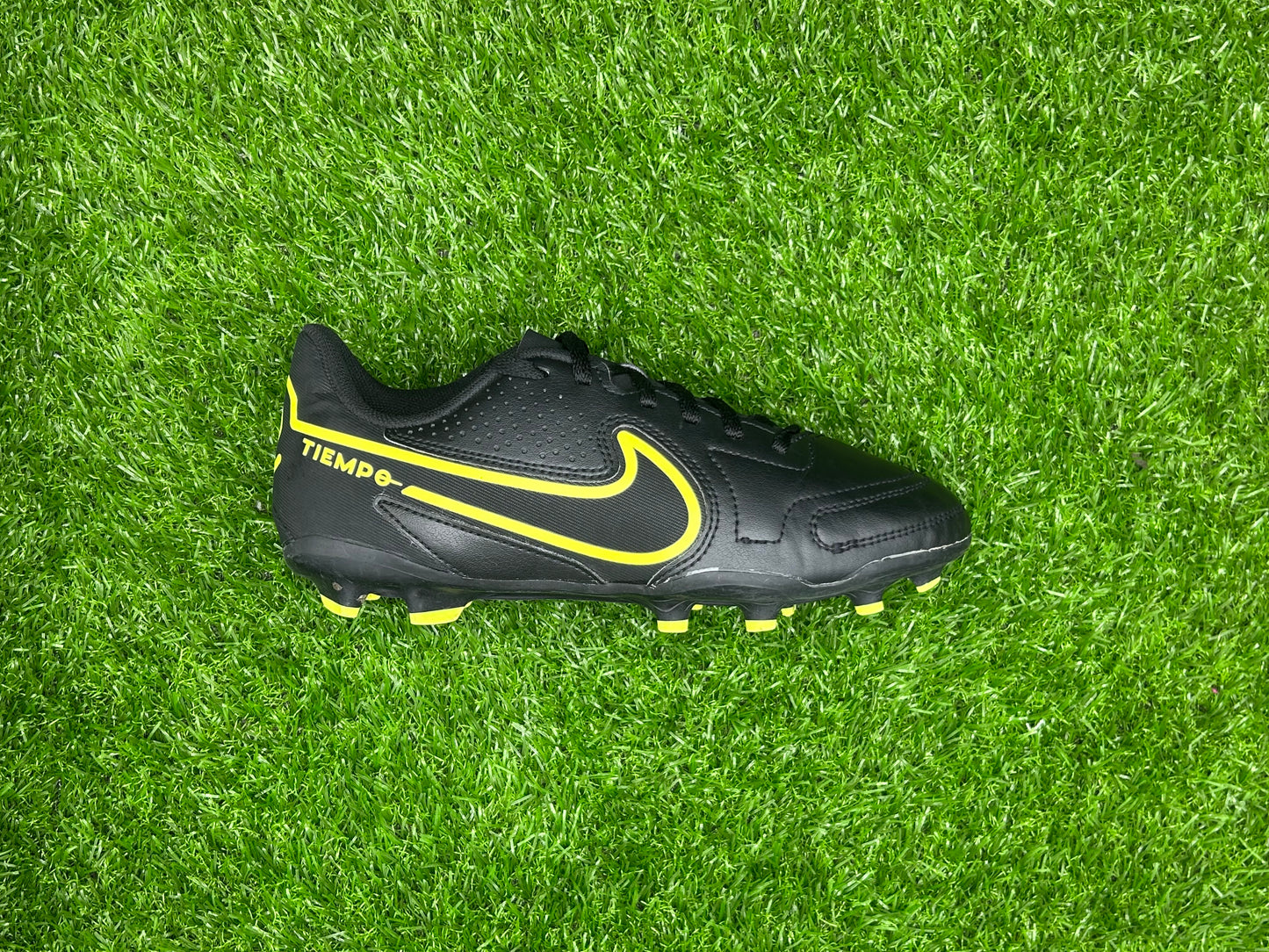 Nike Tiempo Legend 9 Club FG