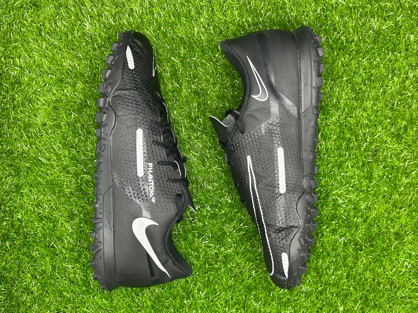 Nike Phantom GT2 Club TF