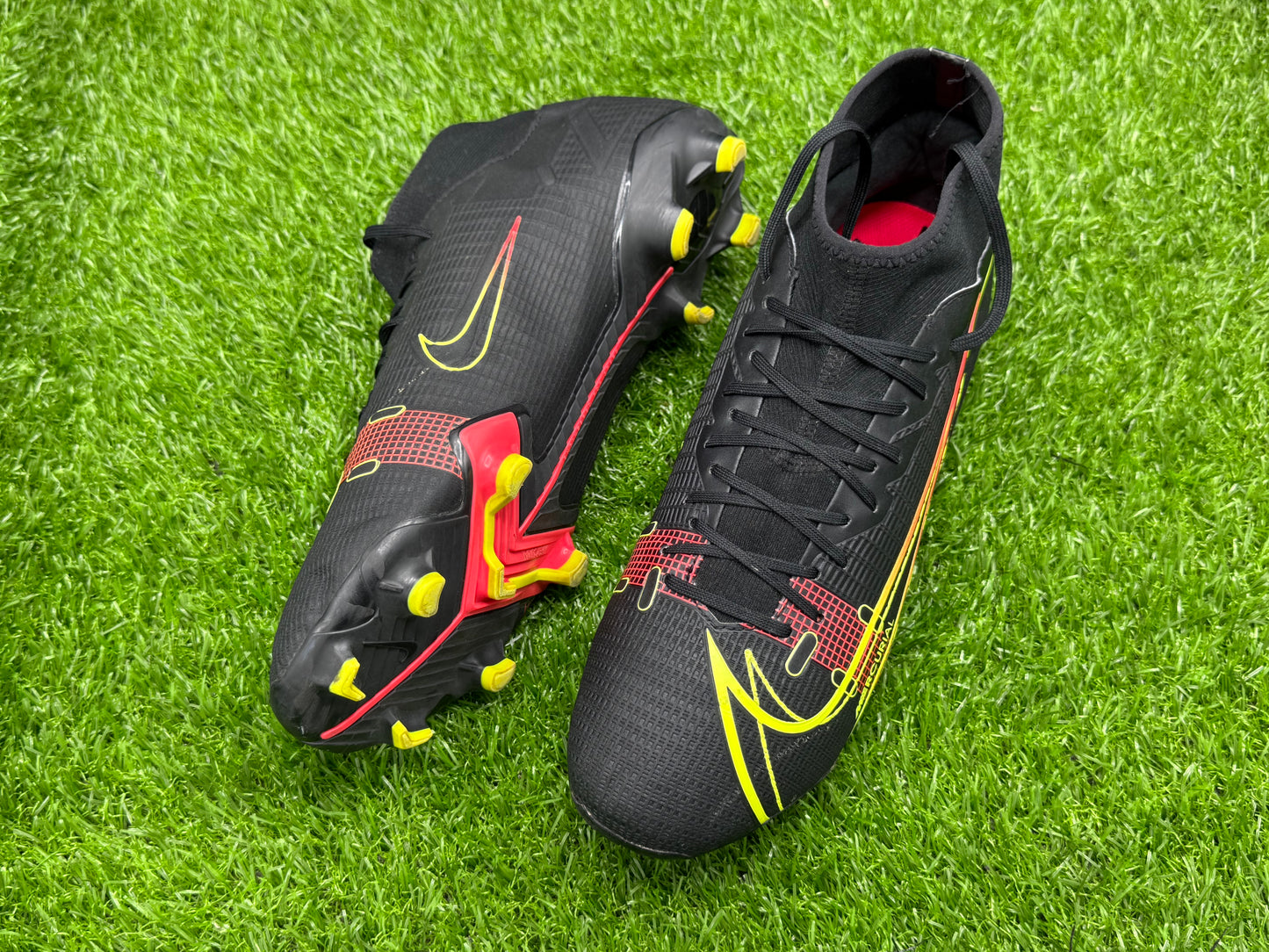 Nike Mercurial Superfly 8 Academy MG