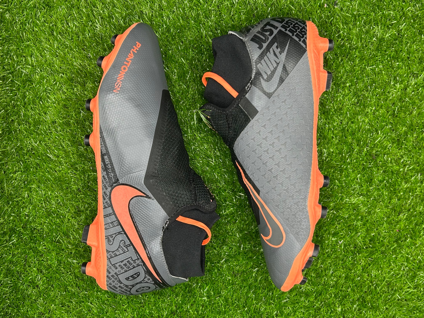 Nike Phantom VSN Academy DF FG/MG