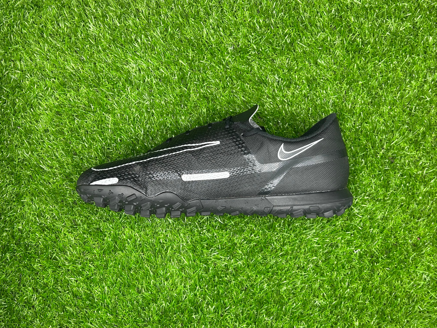 Nike Phantom GT2 Club TF