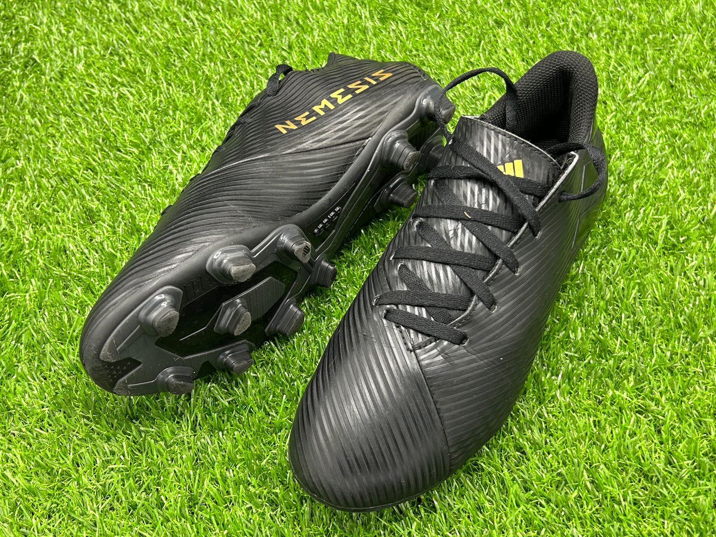 adidas Nemeziz 19.4 FxG