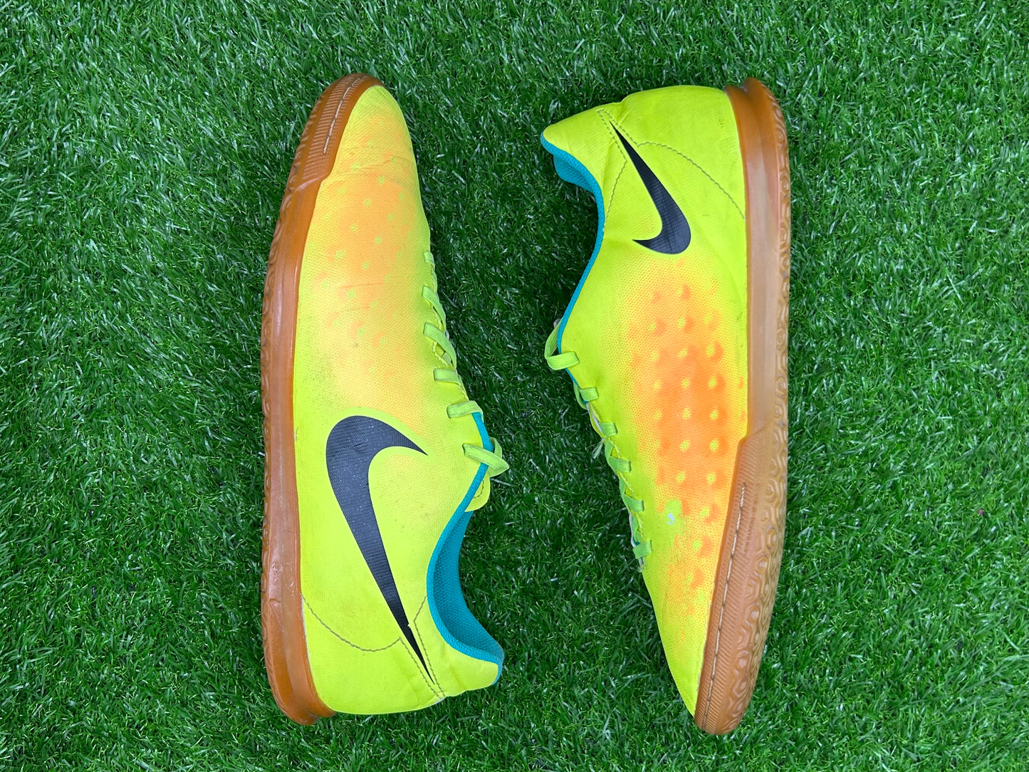 Nike Magista Ola II IC
