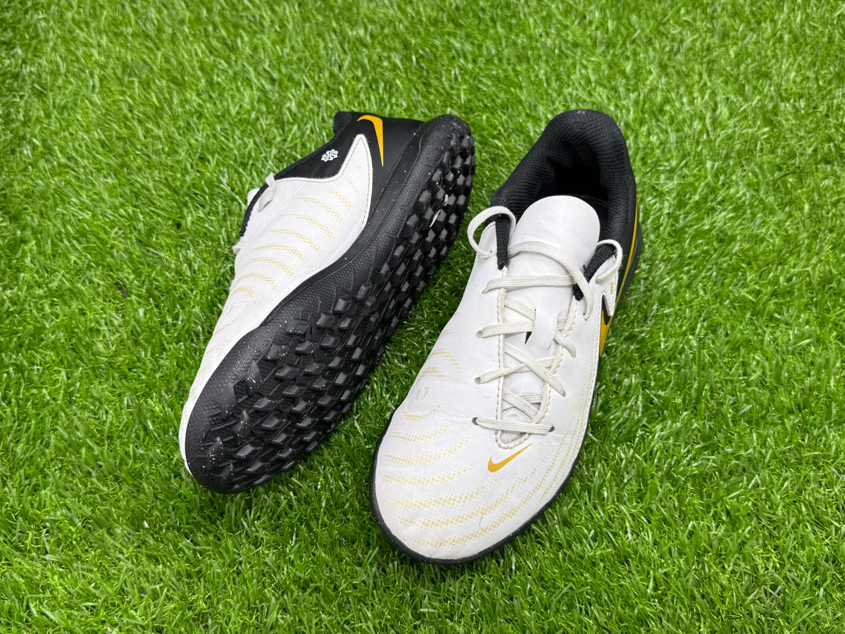 Nike Phantom GX II Club TF