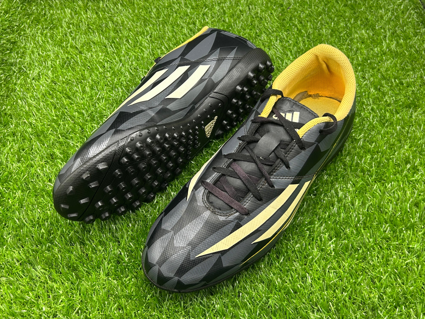 Adidas F5 TF