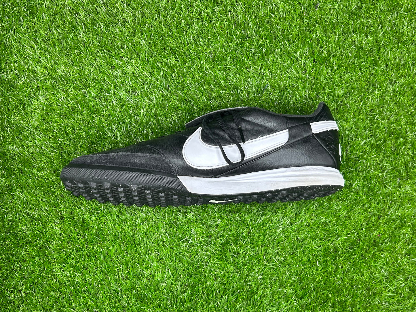 Nike Premier IIITF
