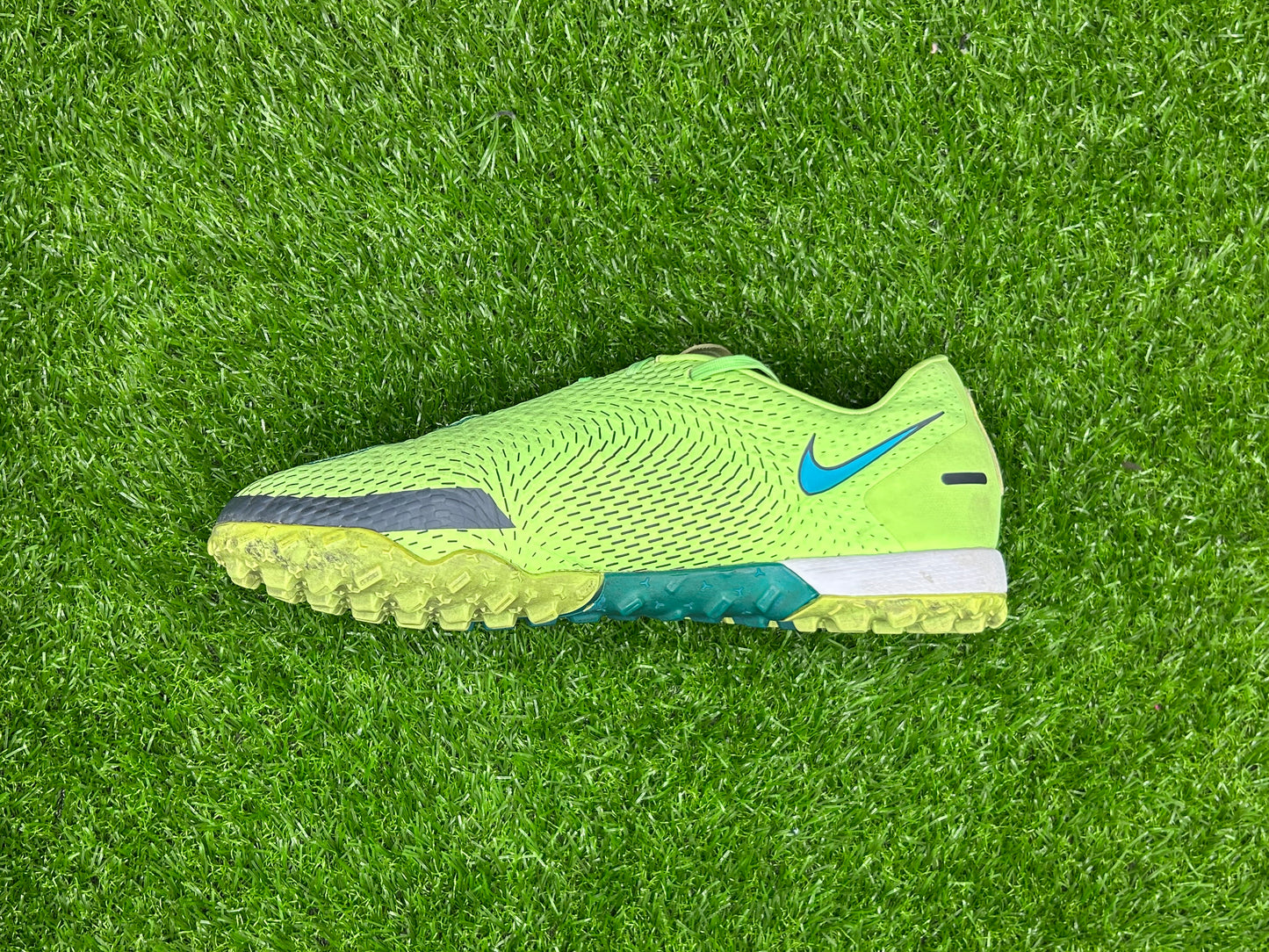 Nike Phantom GT Academy TF