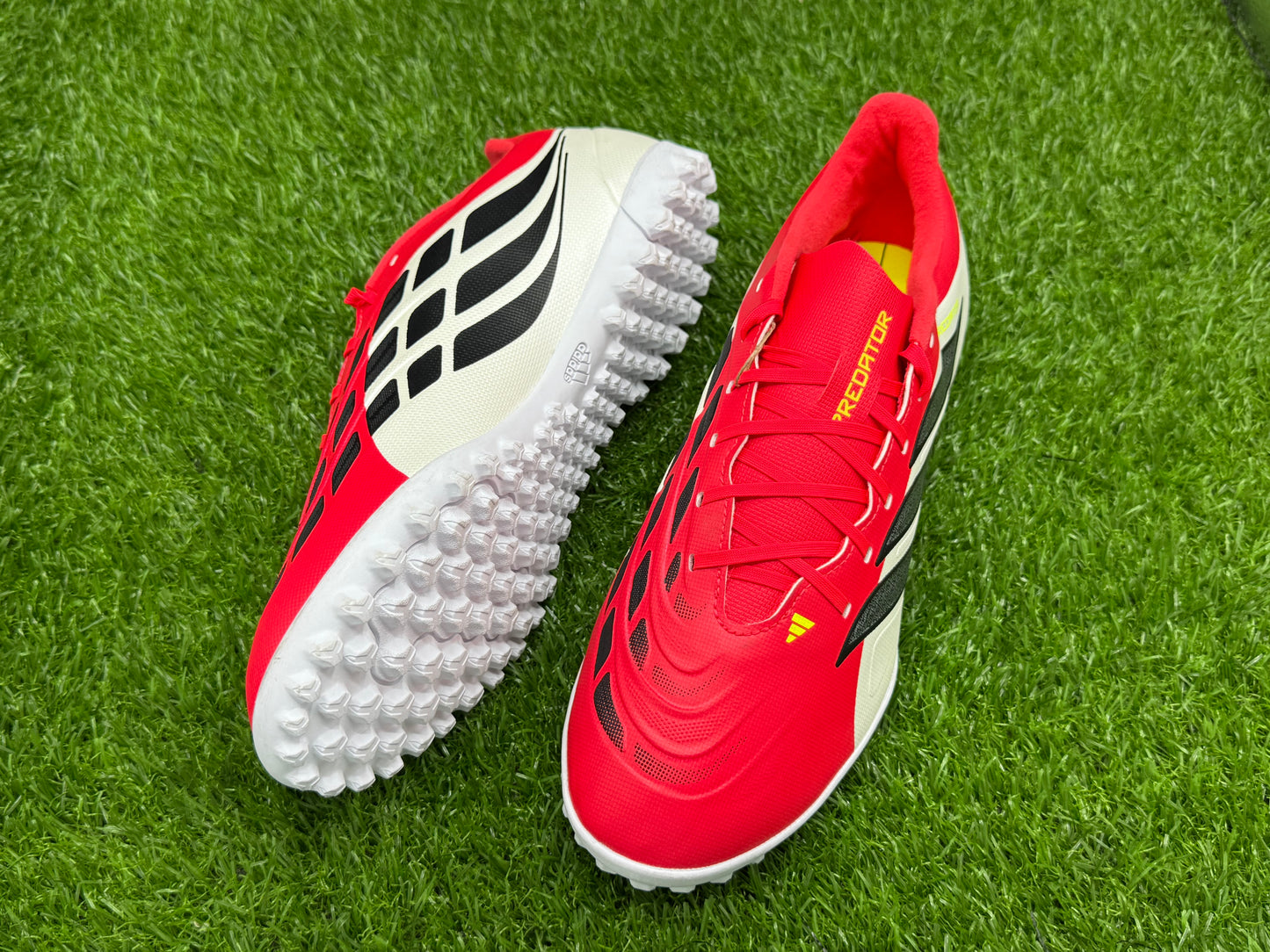adidas Predator Club TF (Brand New)