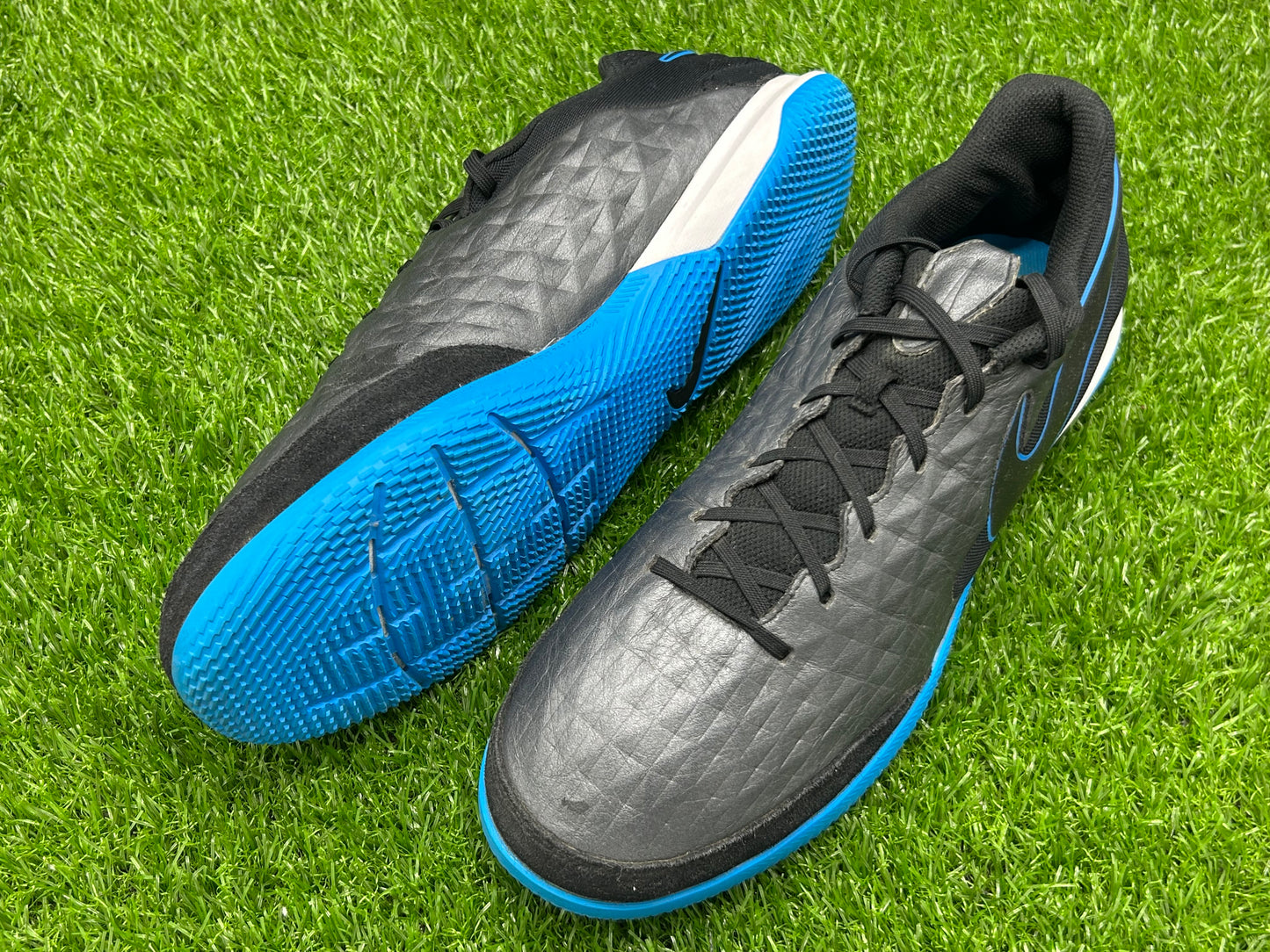 NikeTiempo Legend 8 Academy IC