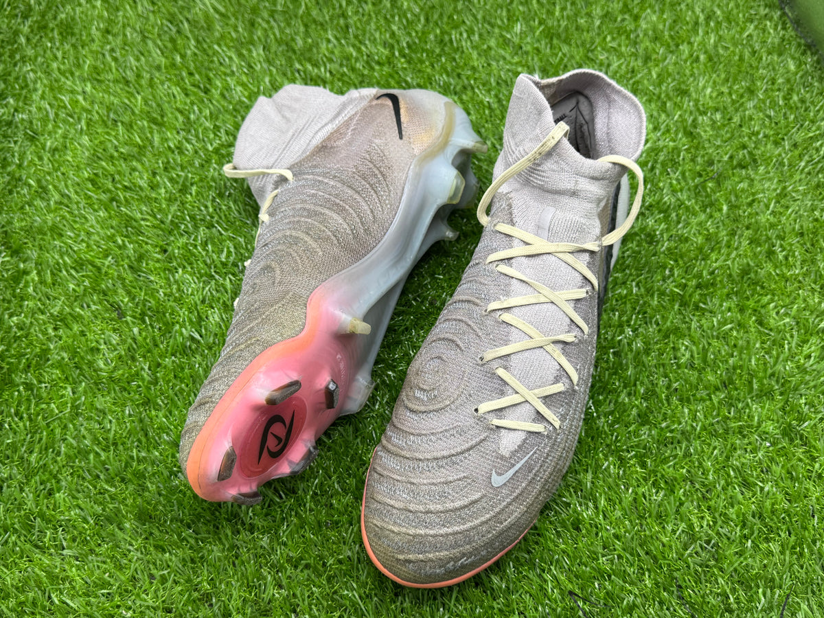 Nike Phantom Luna 2 Elite FG