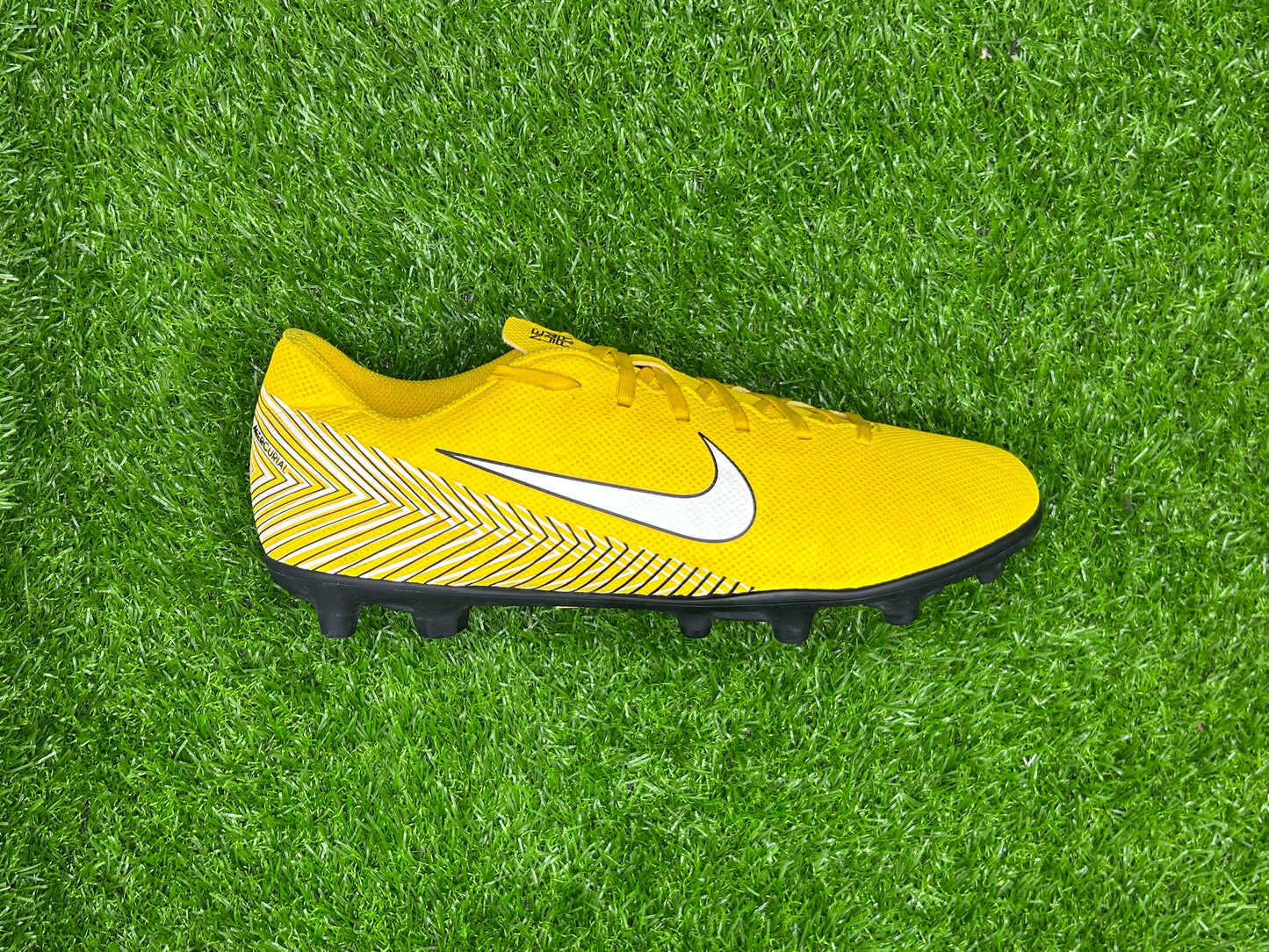 Nike Mercurial Vapor 12 Club Neymar FG MG