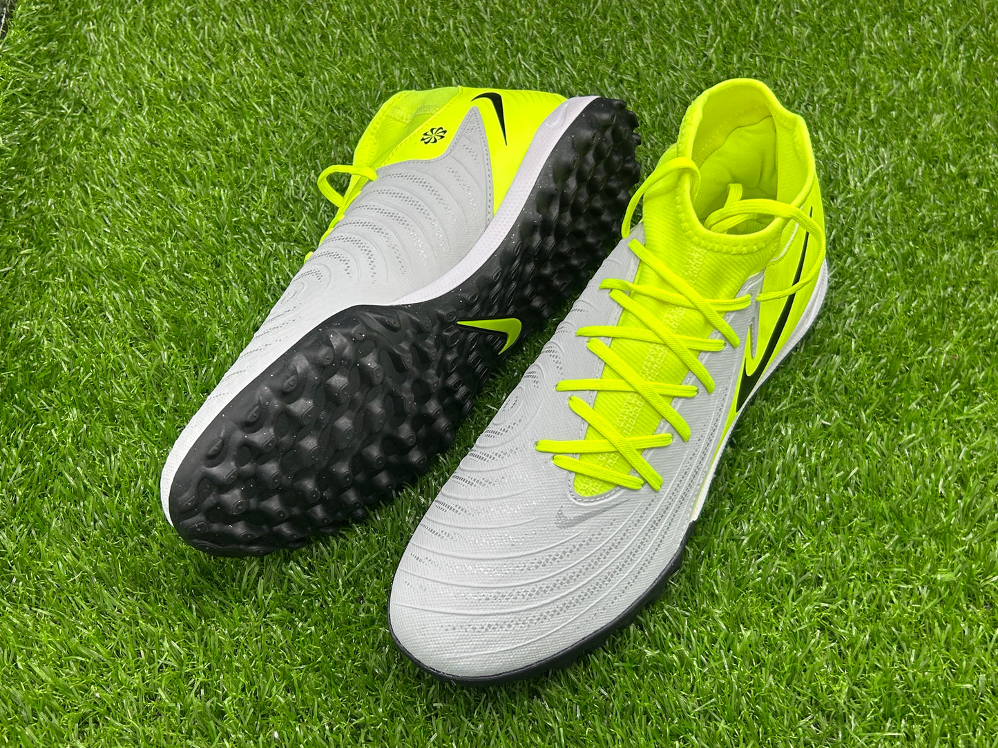 NikePhantom Luna 2 Academy TF
