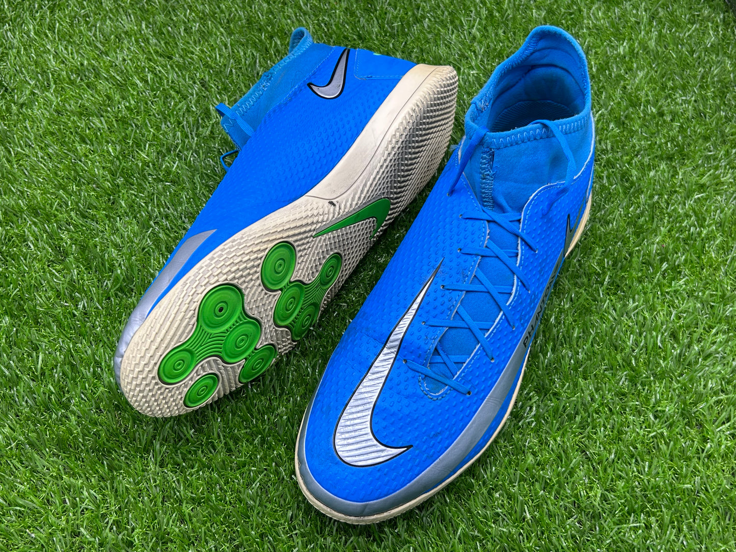 Nike Phantom GT Club DF IC