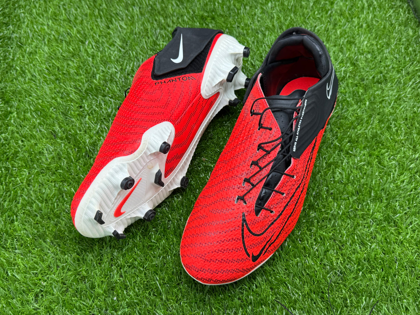 Nike Phantom GT2 Academy Flyease FG/MG