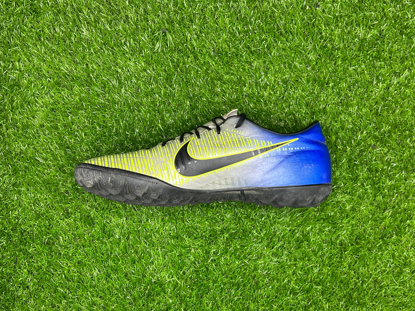Nike MercurialX Victory VI NJR TF