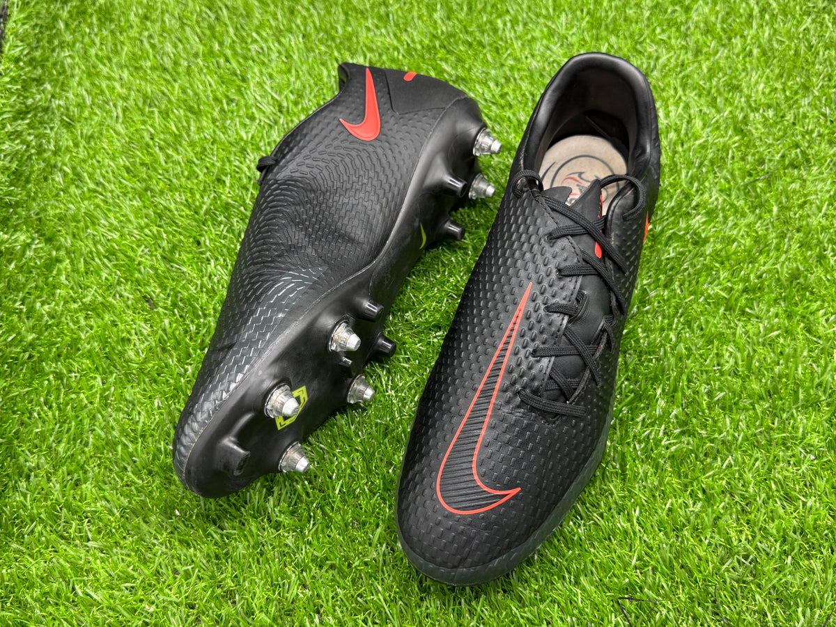 Nike Phantom GT Academy SG-Pro