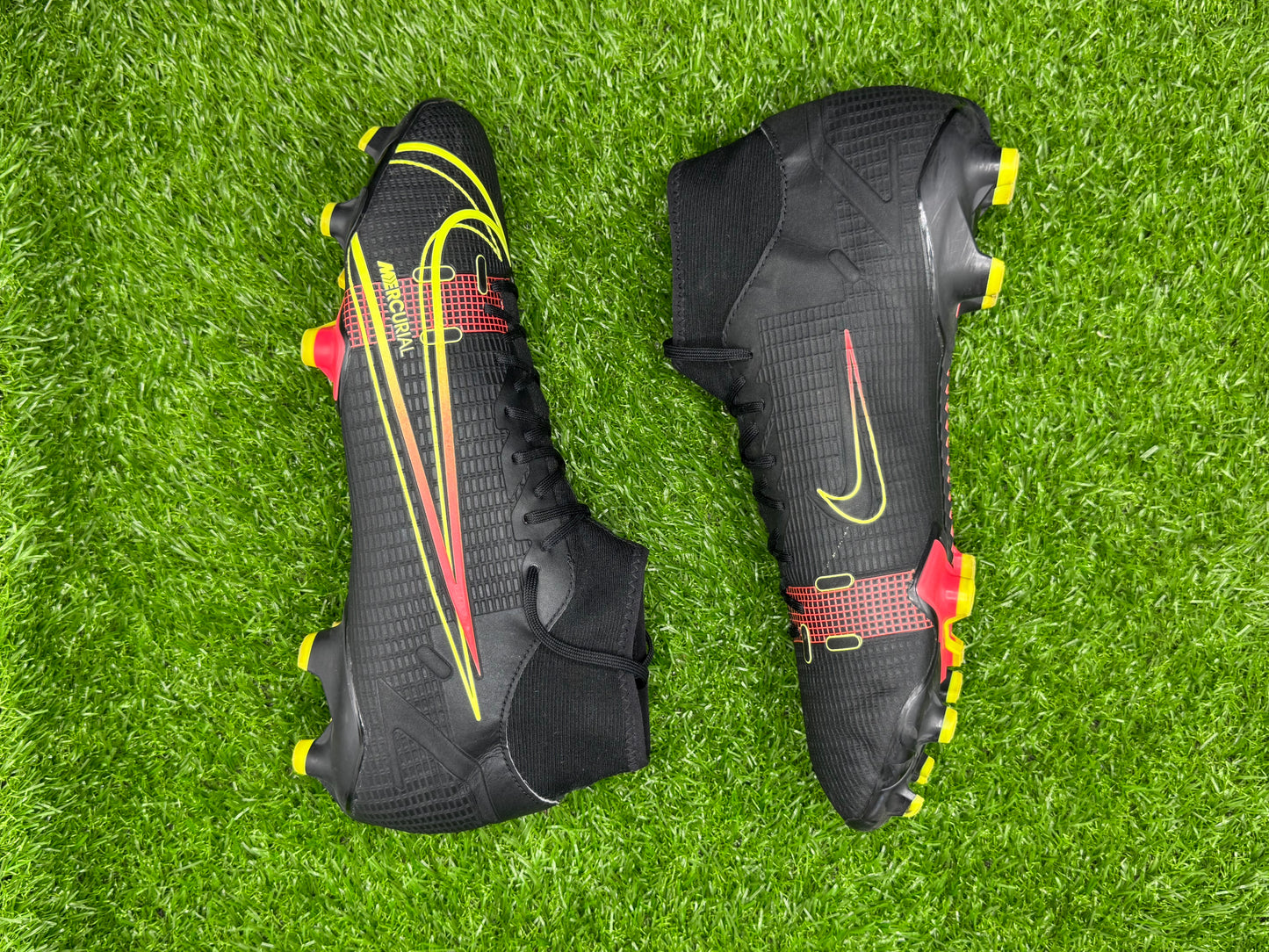 Nike Mercurial Superfly 8 Academy MG