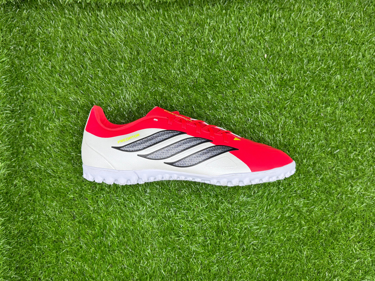 adidas Predator Club TF (Brand New)
