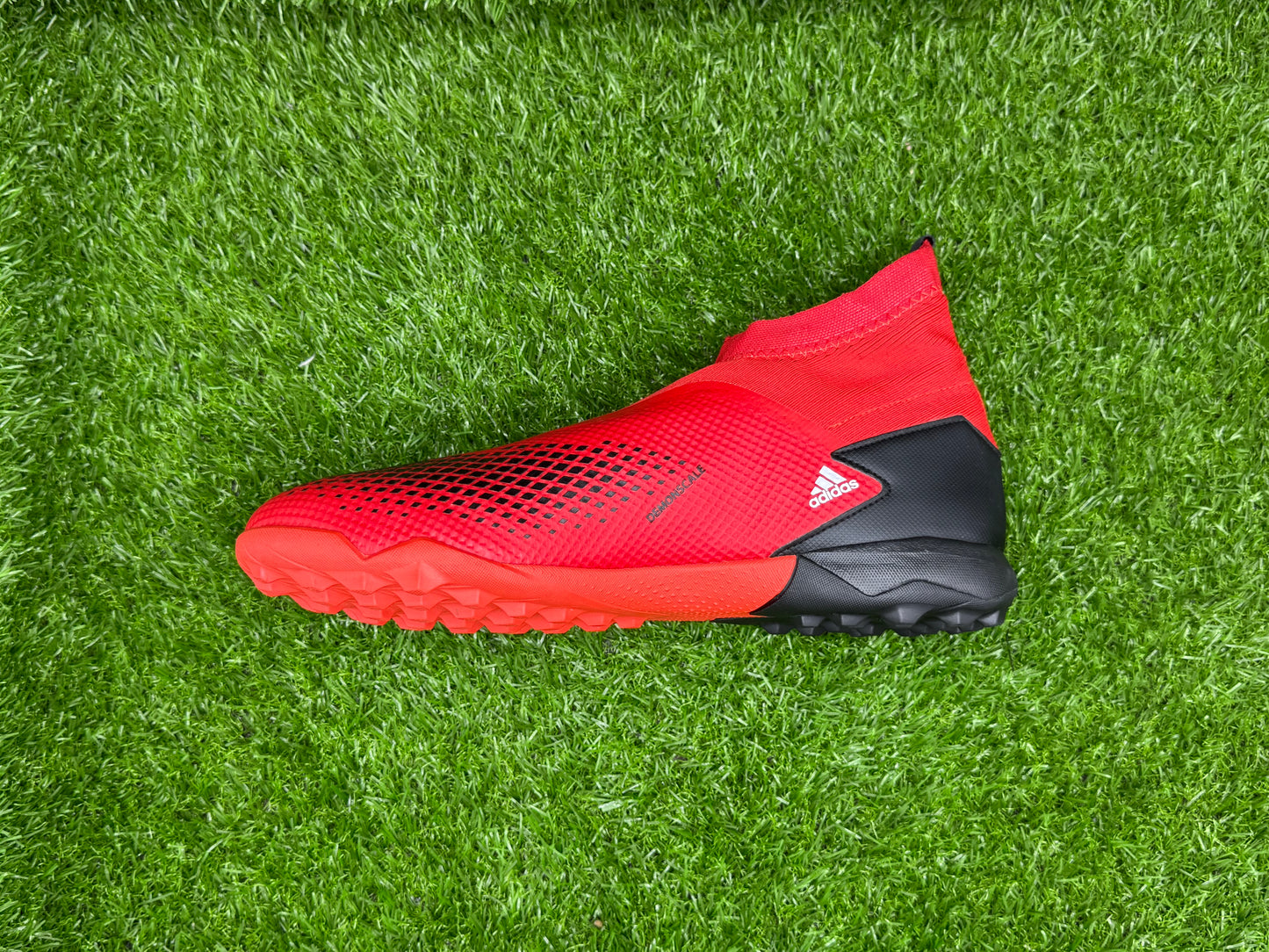 Adidas Predator 20.3 Laceless TF