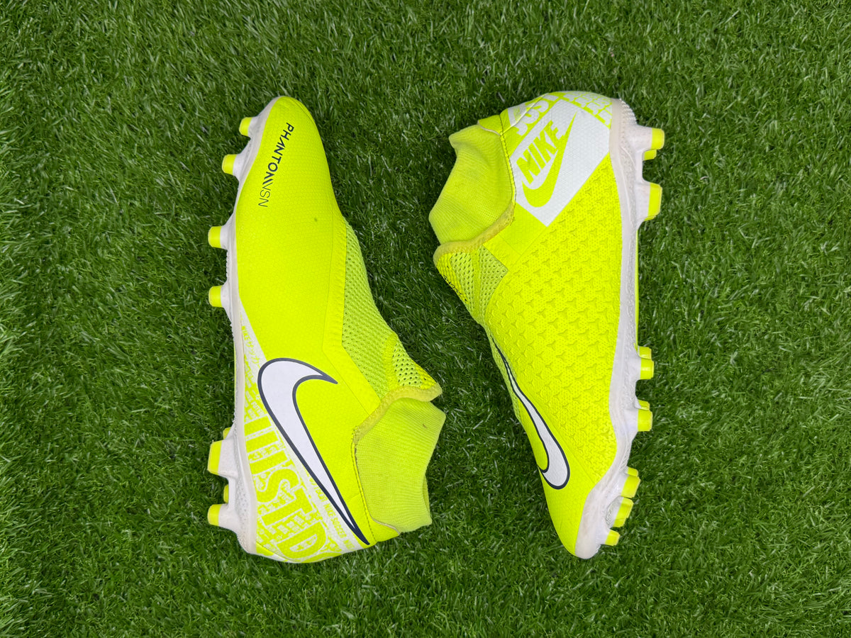 Nike Phantom VSN Academy DF FG/MG