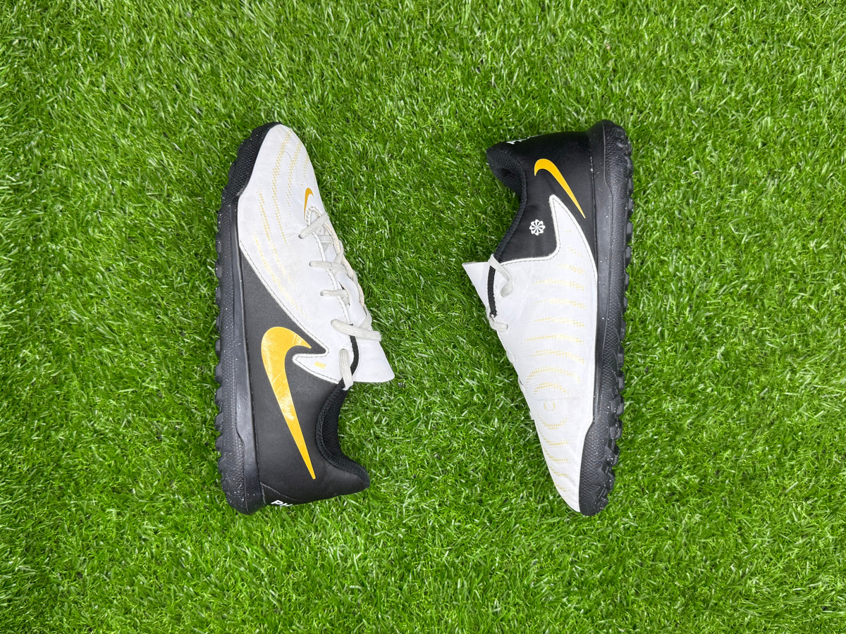 Nike Phantom GX II Club TF