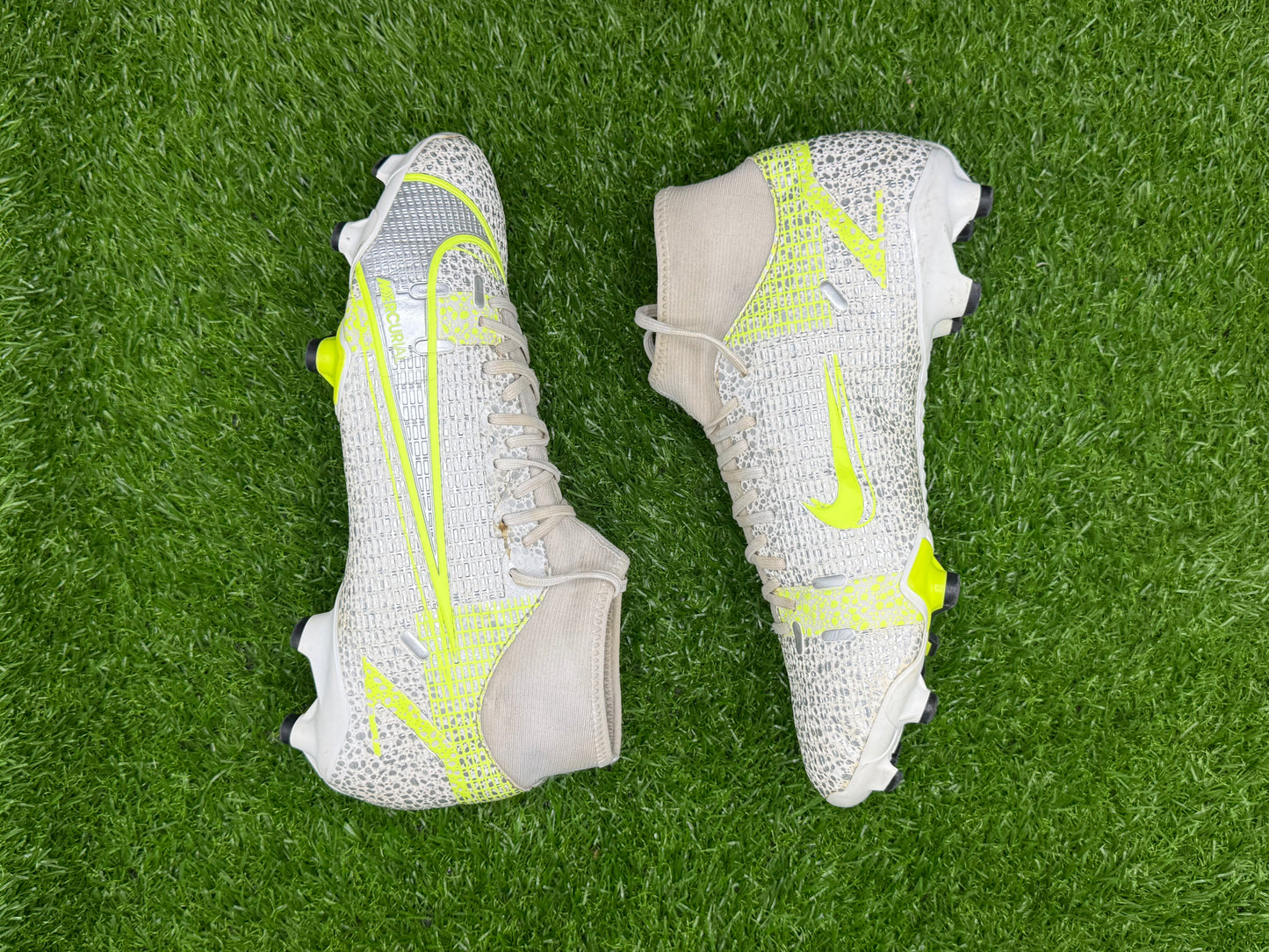 Nike Mercurial Superfly 8 Academy MG