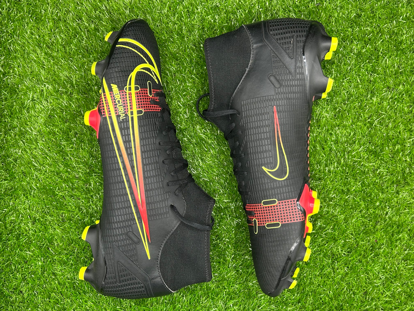 Nike Mercurial Superfly 8 Academy MG