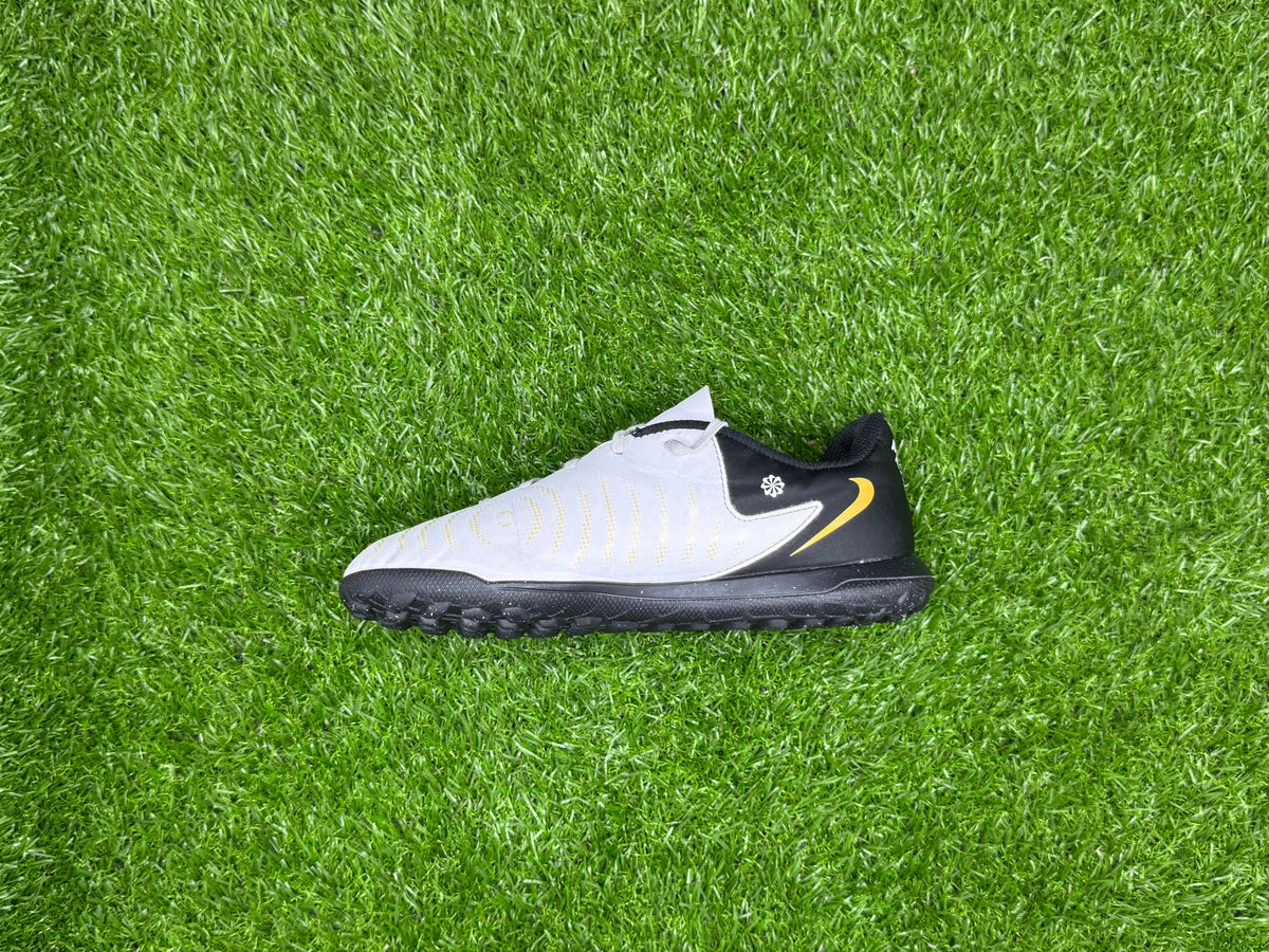 Nike Phantom GX II Club TF