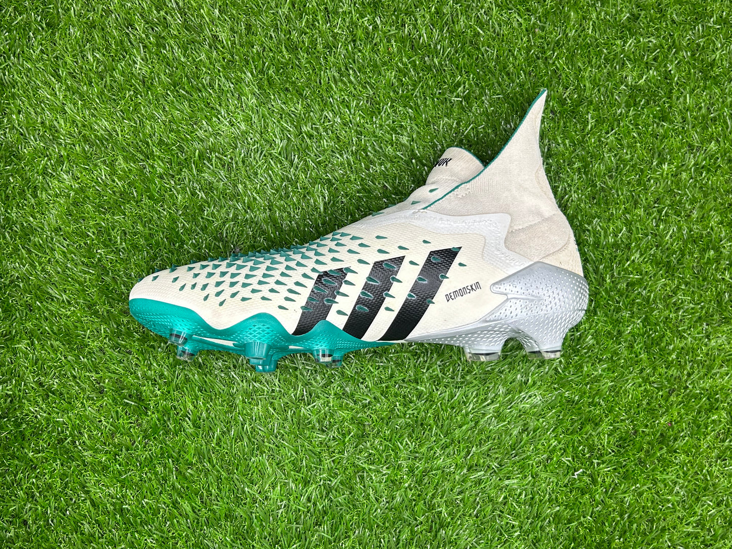 Adidas Predator Freak+ EQT FG