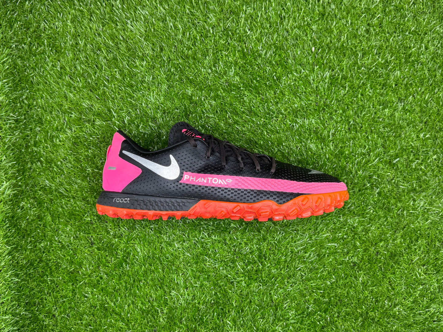 Nike React Phantom GT Pro TF