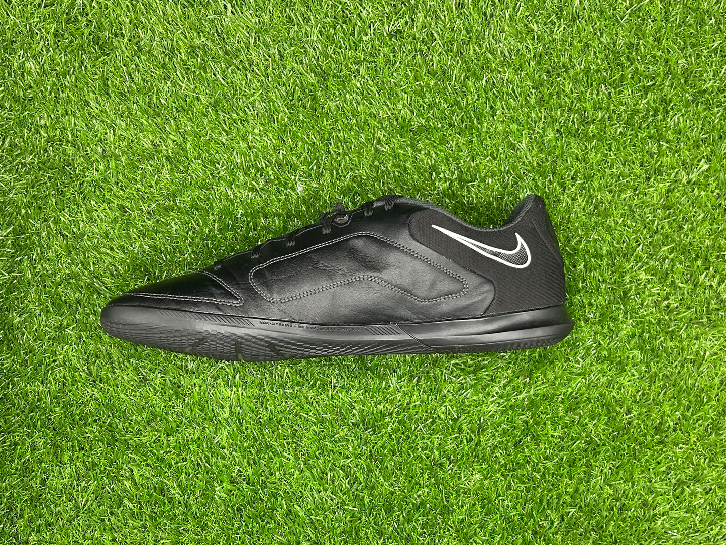 Nike Tiempo Legend 9 Club IC