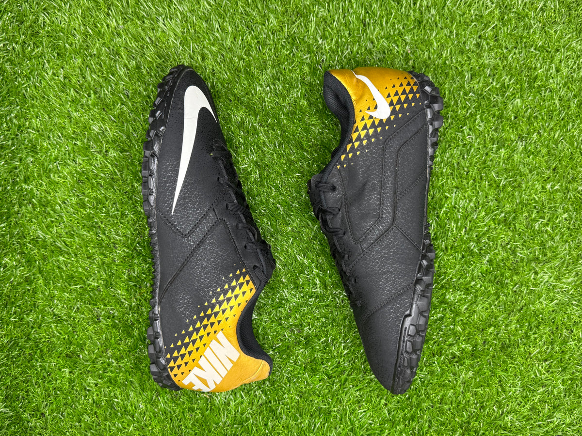 Nike BombaX TF