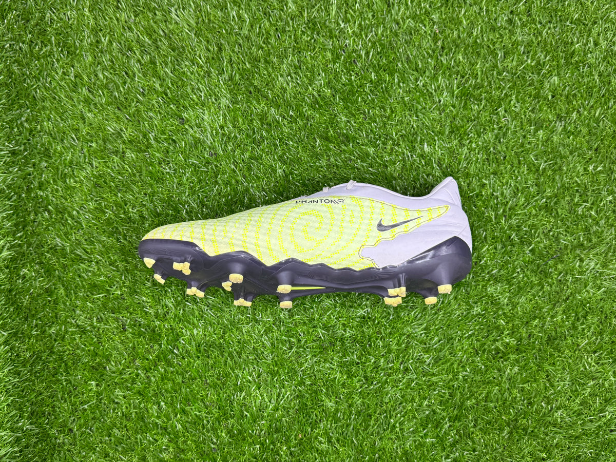 Nike Phantom GX Academy FG/MG
