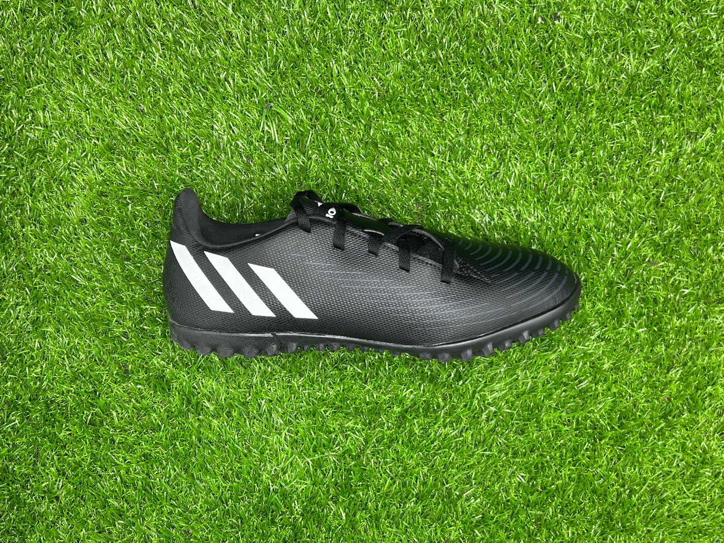 Adidas Predator Edge. 4 TF