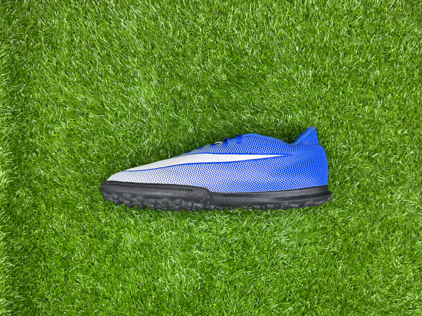 Nike Bravatax II TF