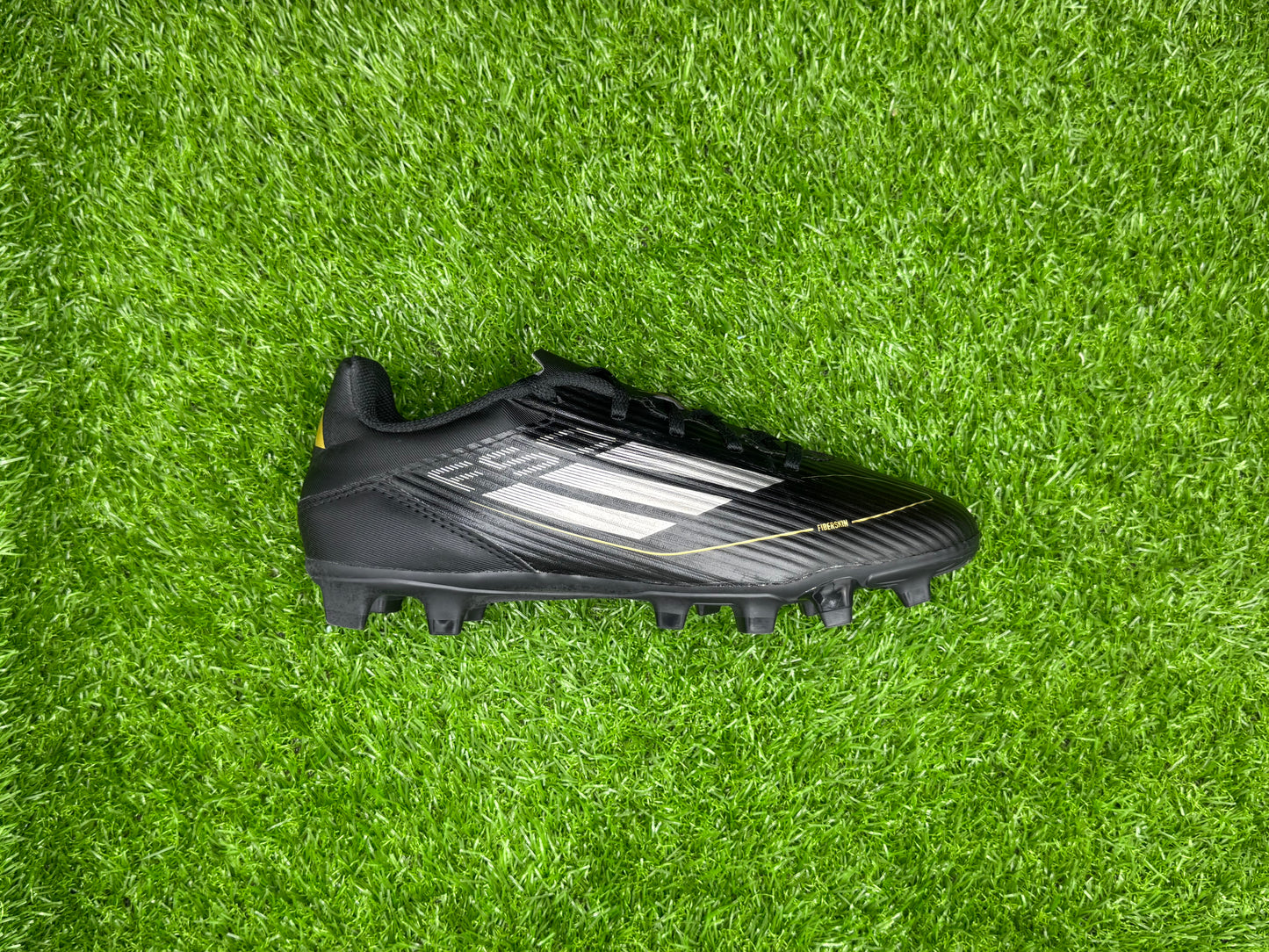 adidas F50 Club FxG