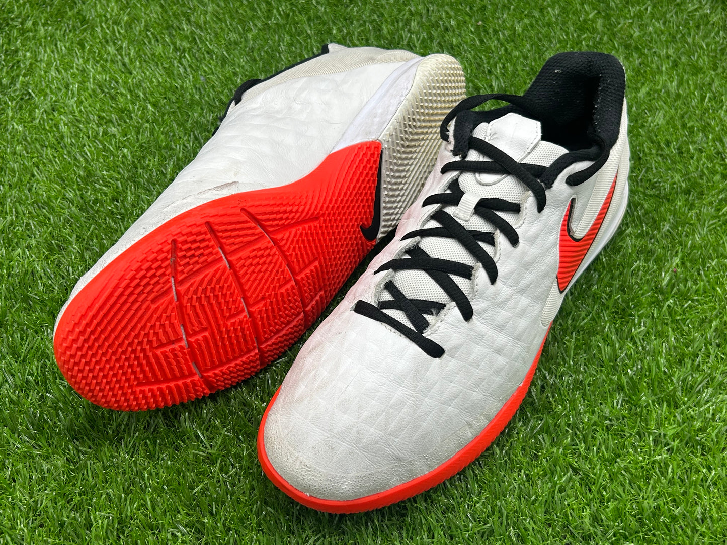 Nike Tiempo Legend 8 Academy IC
