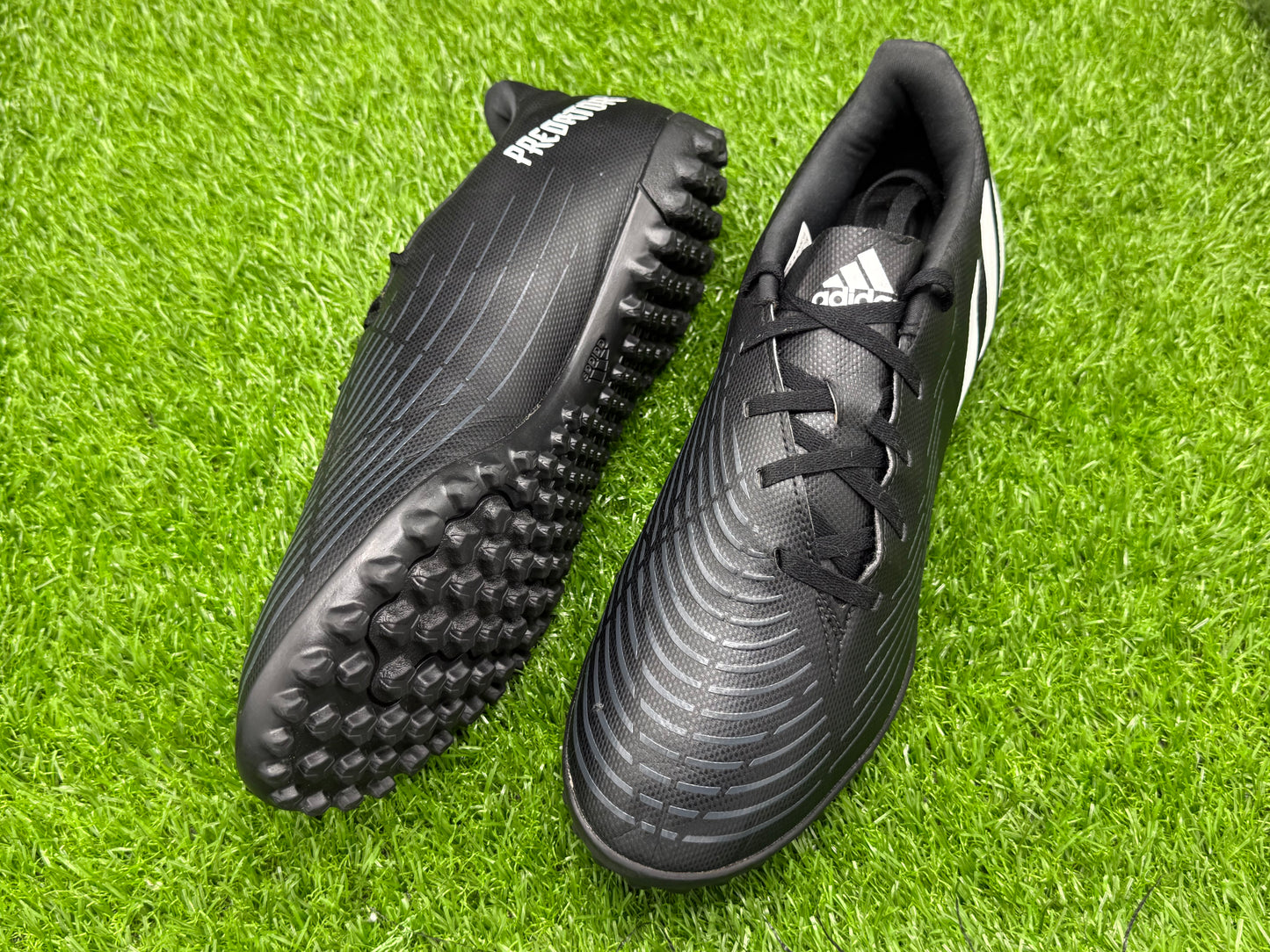 Adidas Predator Edge. 4 TF