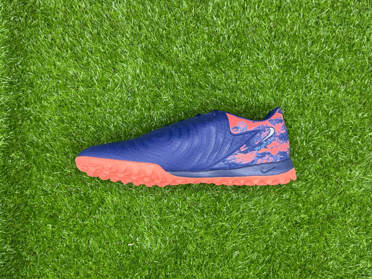 Nike Phantom GX 2 Academy TF (Brand New)