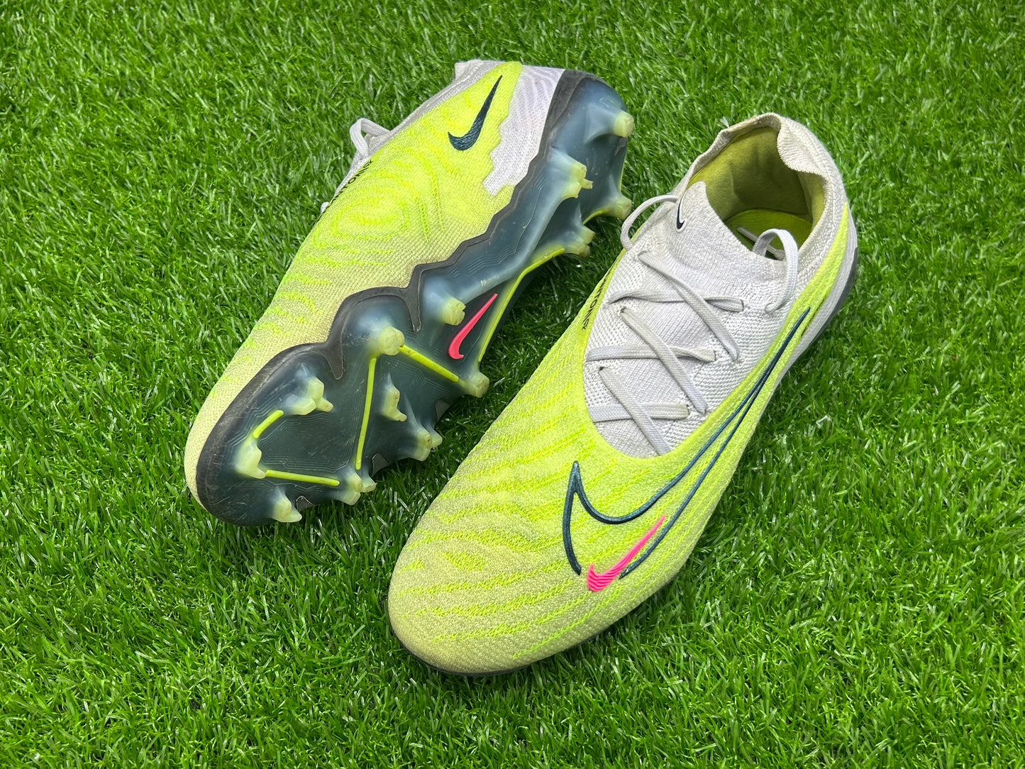Nike Phantom GX Elite Gripknit FG