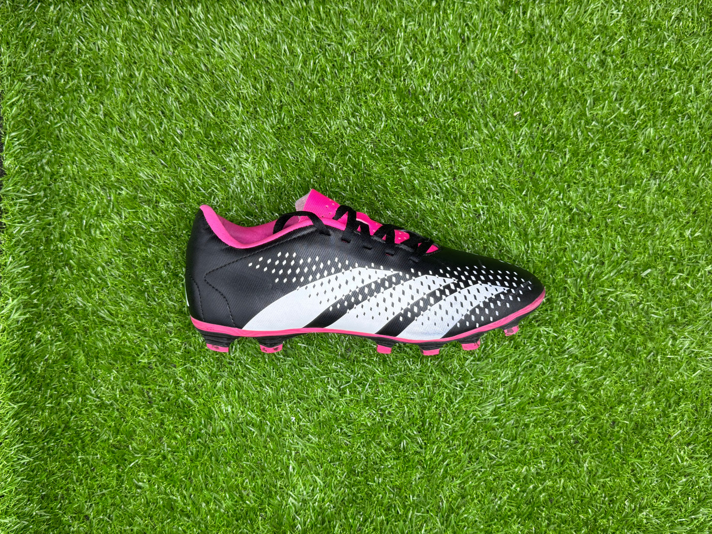 Adidas Predator  Accuracy.4 FxG