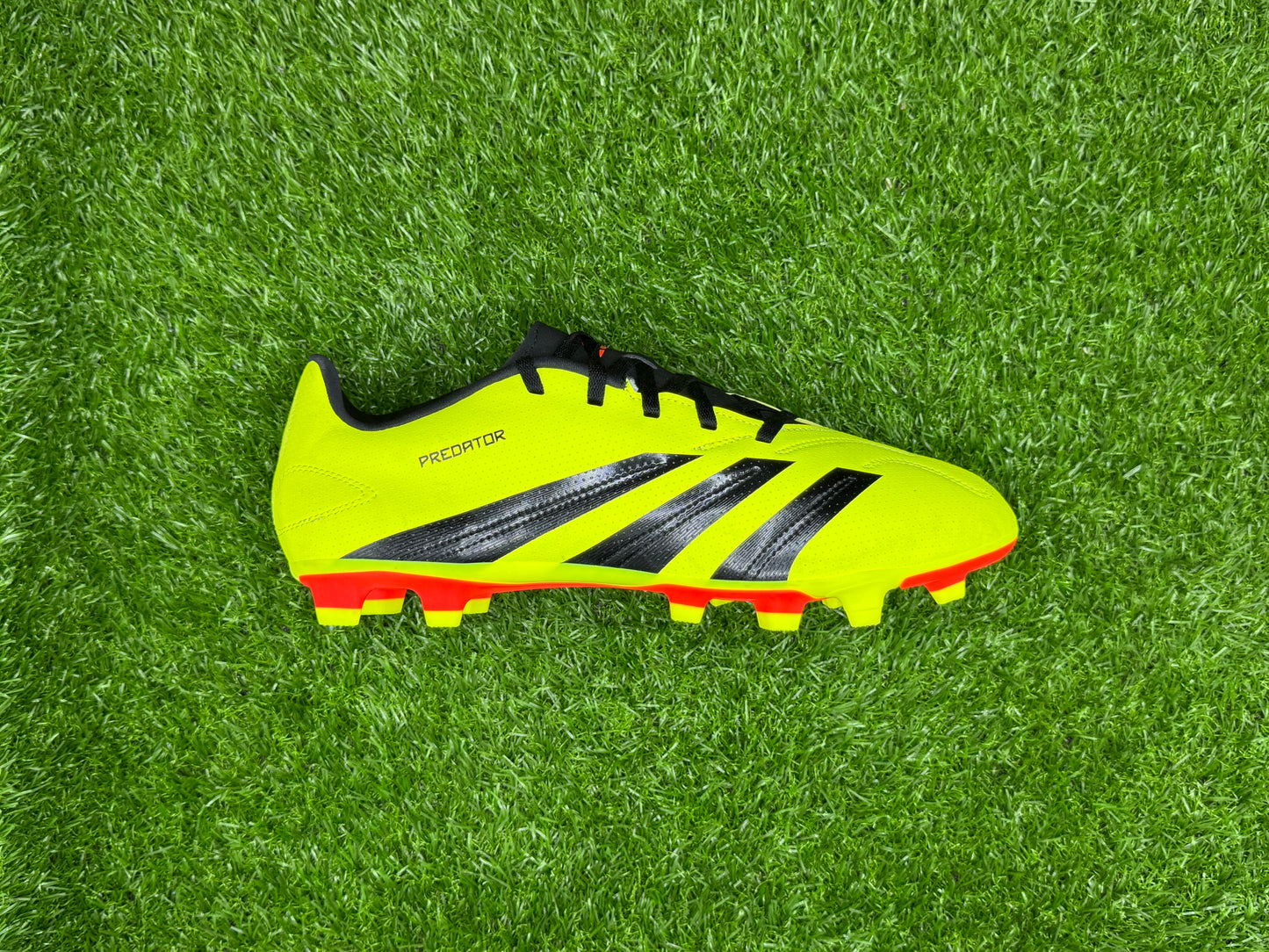 Adidas Predator 24 Club FG