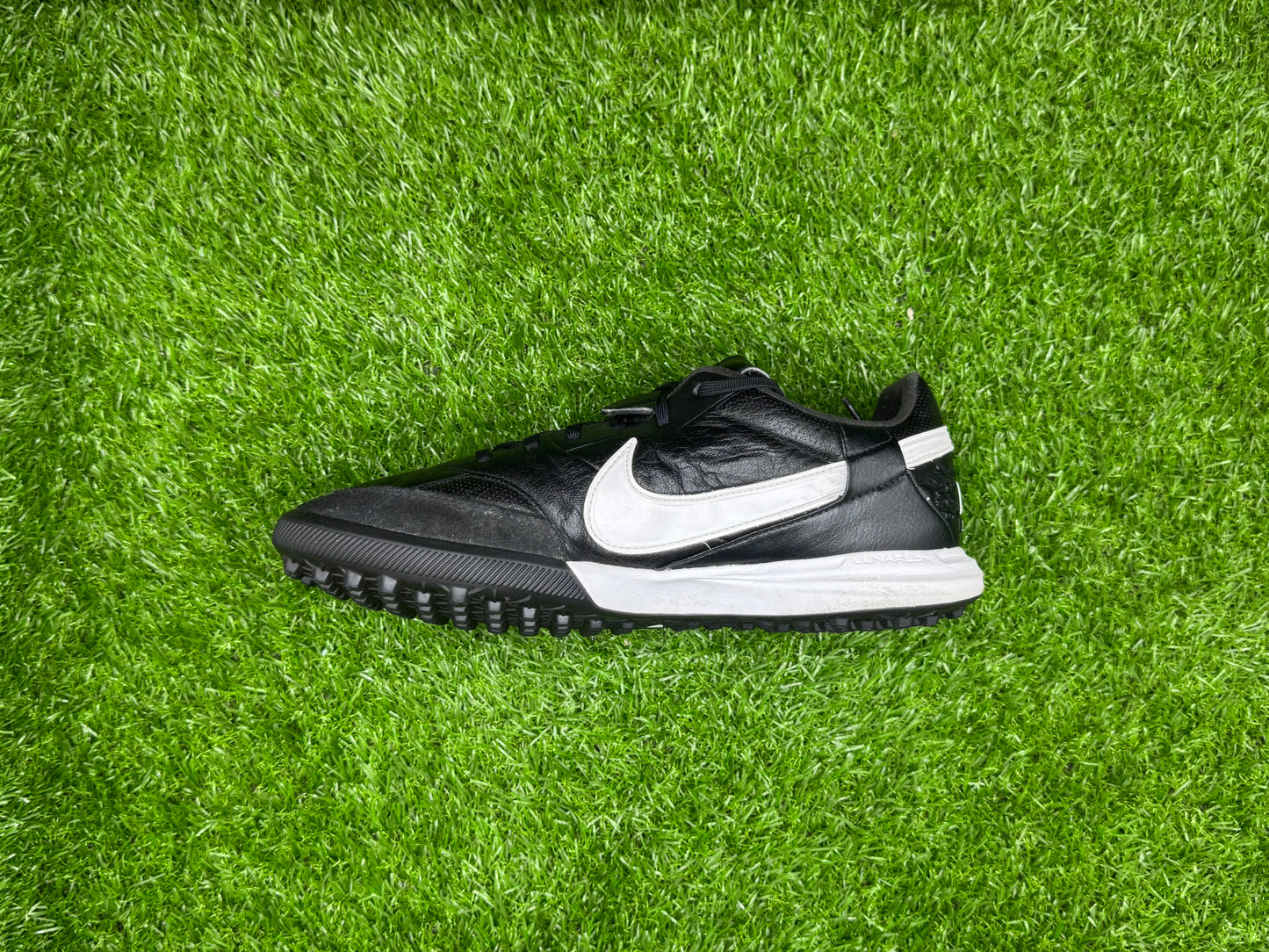 Nike premier III TF