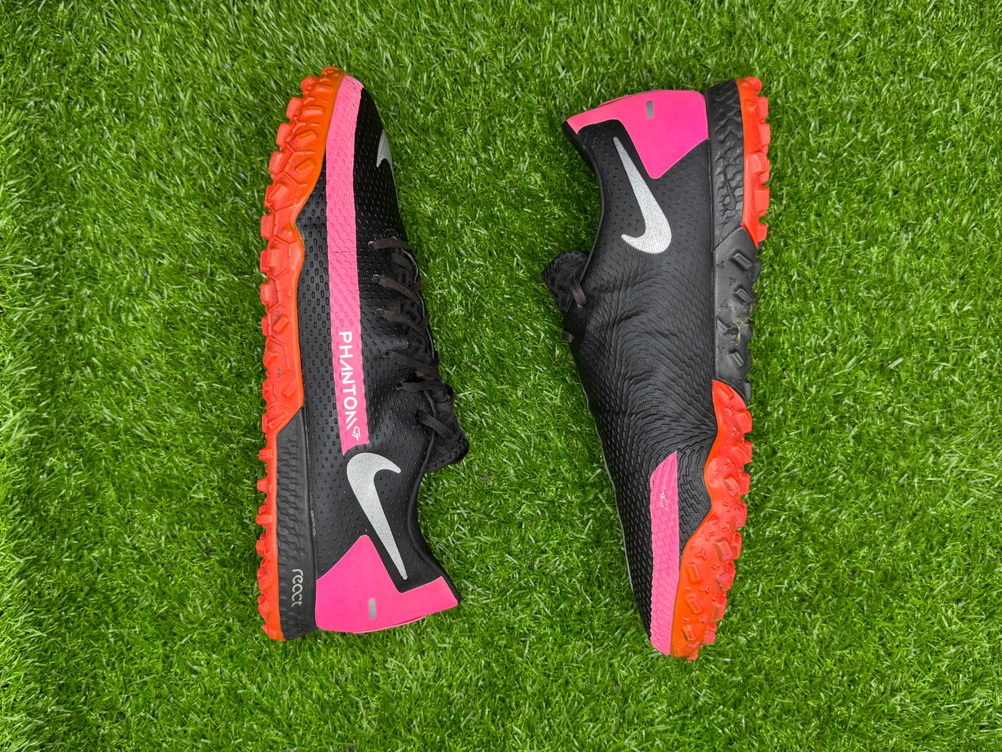 Nike React Phantom GT Pro TF